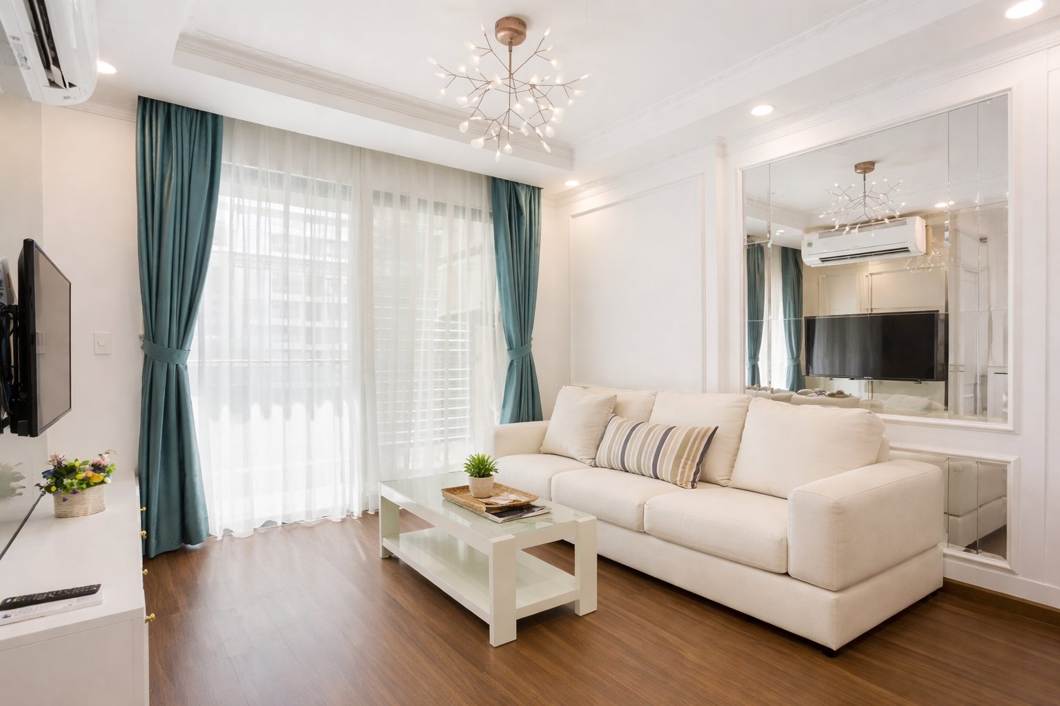 Căn hộ 1 phòng ngủ RiverGate Residence hình 2