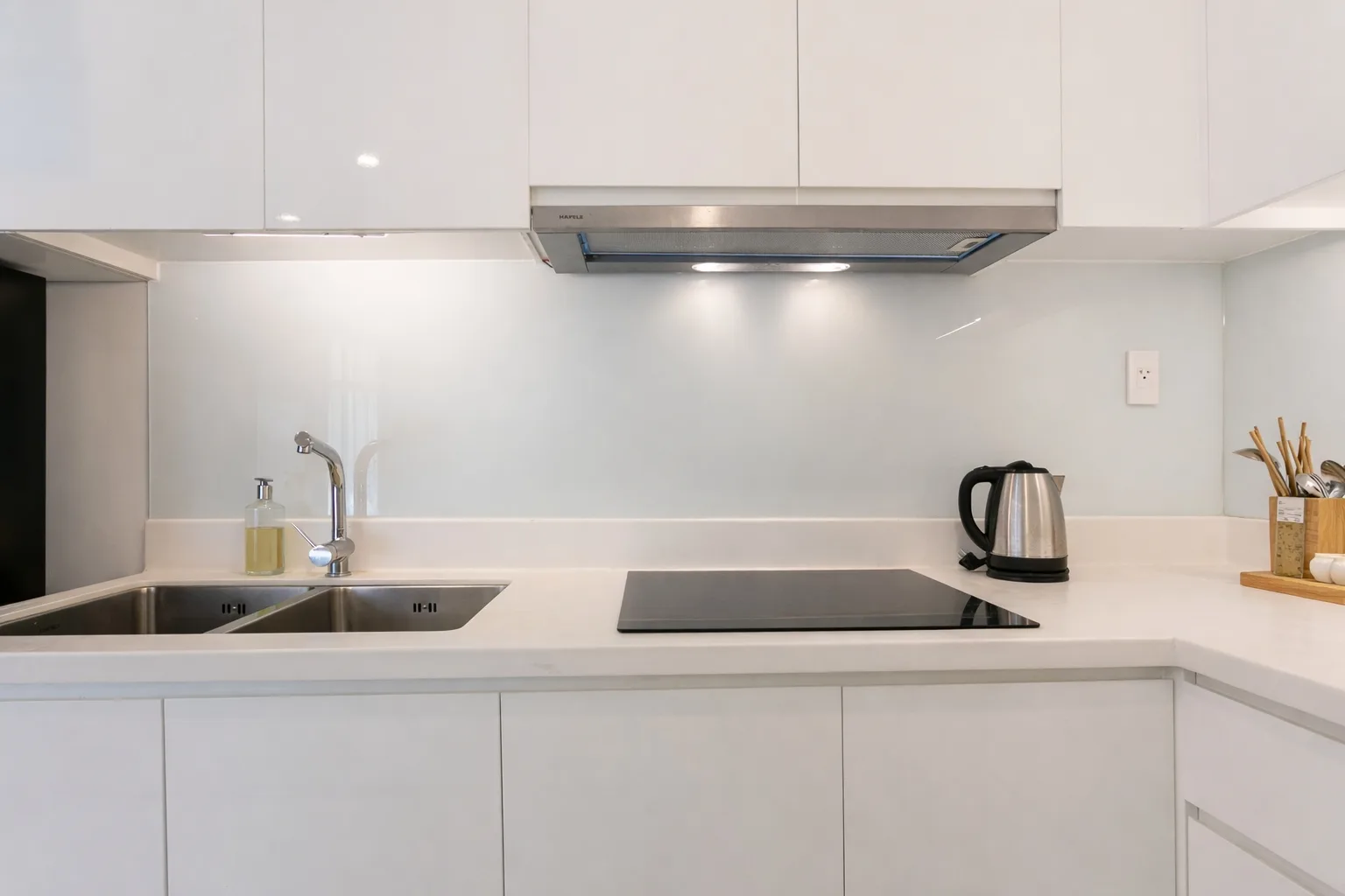 Căn hộ 1 phòng ngủ RiverGate Residence hình 9