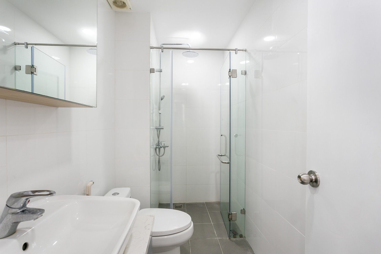 Căn hộ 2 phòng ngủ 1 WC RiverGate Residence hình 10