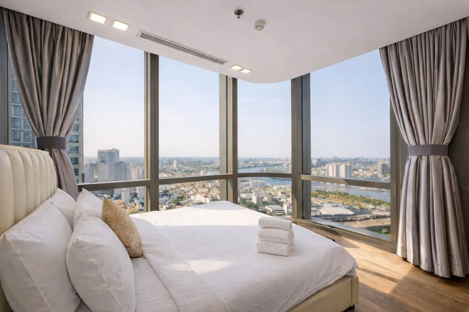 Căn hộ 4 phòng ngủ RiverGate Residence hình 9