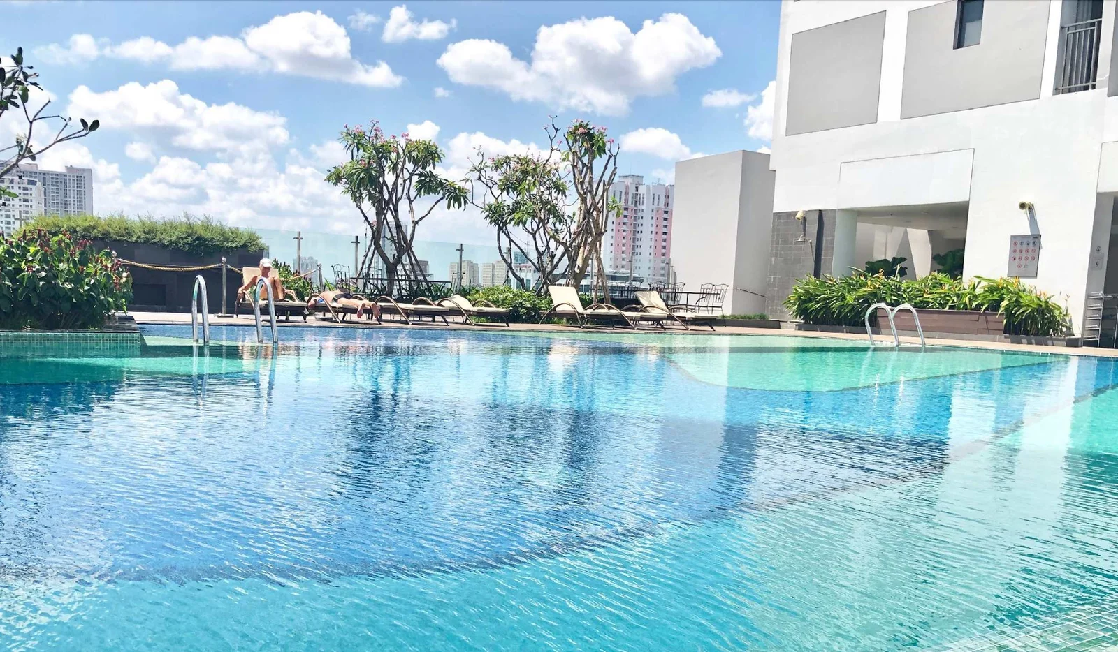 Hồ bơi căn hộ sài gòn