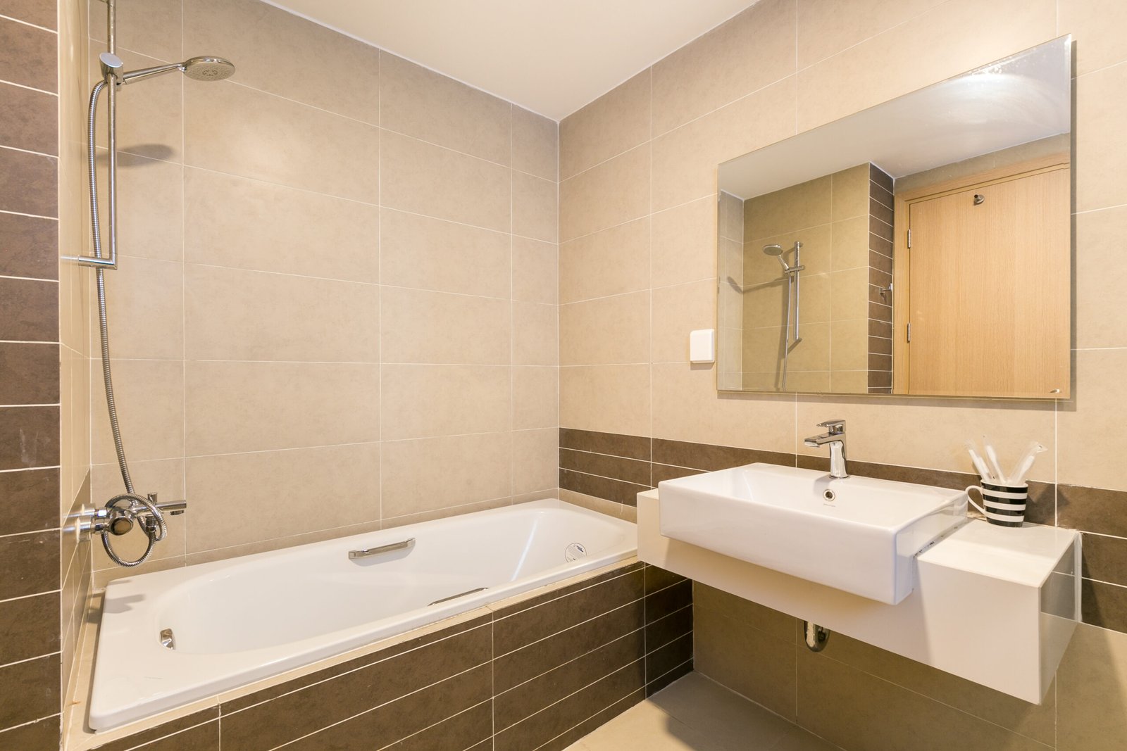 Phòng tắm căn hộ RiverGate